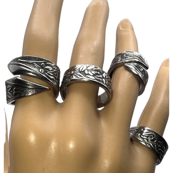 Vintage Rose Pattern Spoon Wrap Ring Artisan Crafted Roses Size 9 - Picture 15 of 15